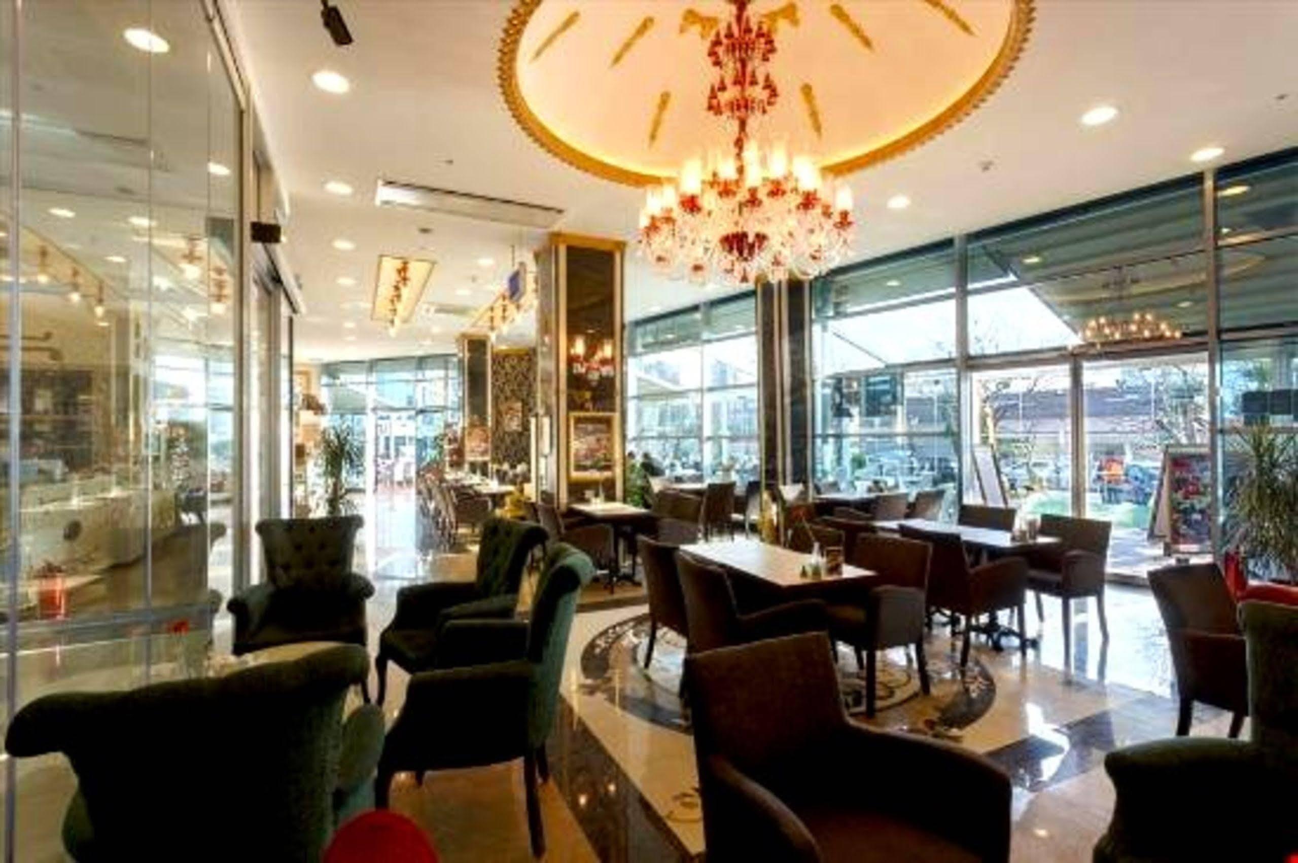 Oezay Suites Istanbul Eksteriør billede
